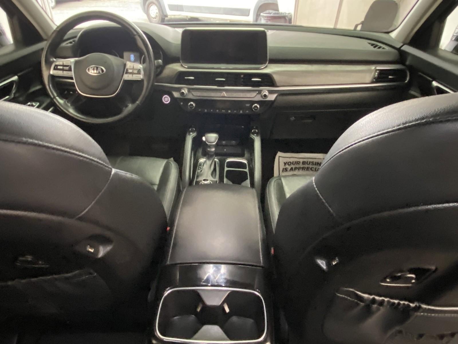 Used 2020 Kia Telluride EX w/ Towing Package AWD/4WD image 14