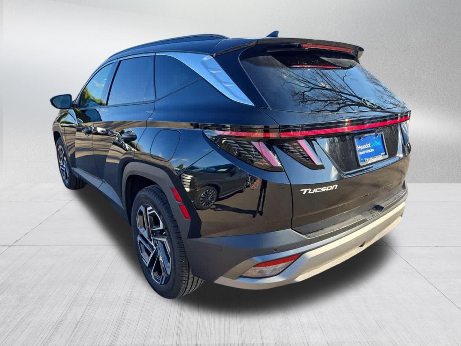 Certified 2025 Hyundai Tucson Limited image 5