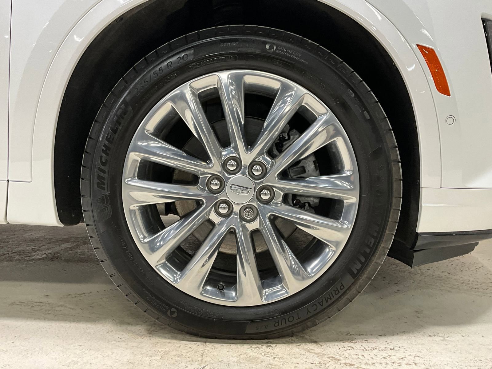 Used 2024 Cadillac XT6 Premium Luxury w/ Technology Package image 10