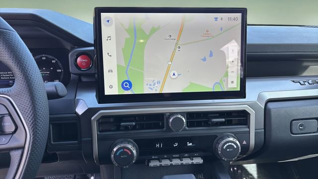 Used 2025 Toyota Tacoma TRD Off-Road image 25