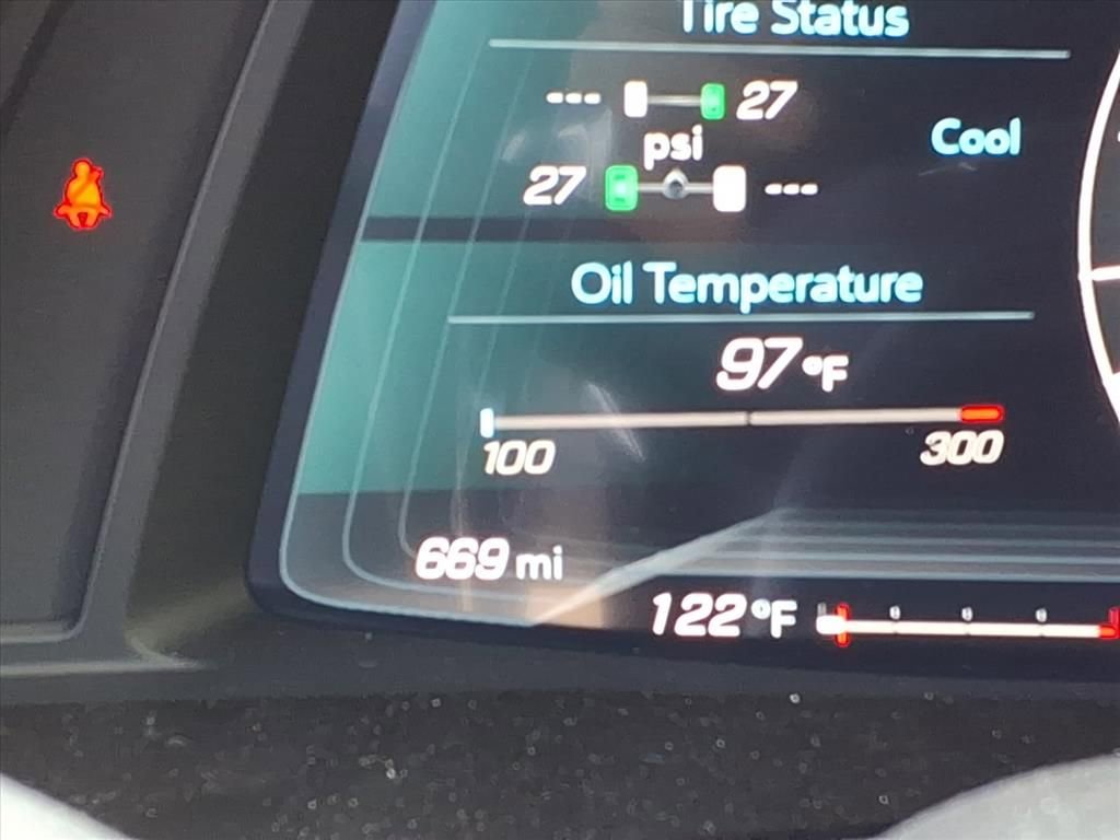 Used 2024 Chevrolet Corvette Stingray Coupe w/ 1LT image 24