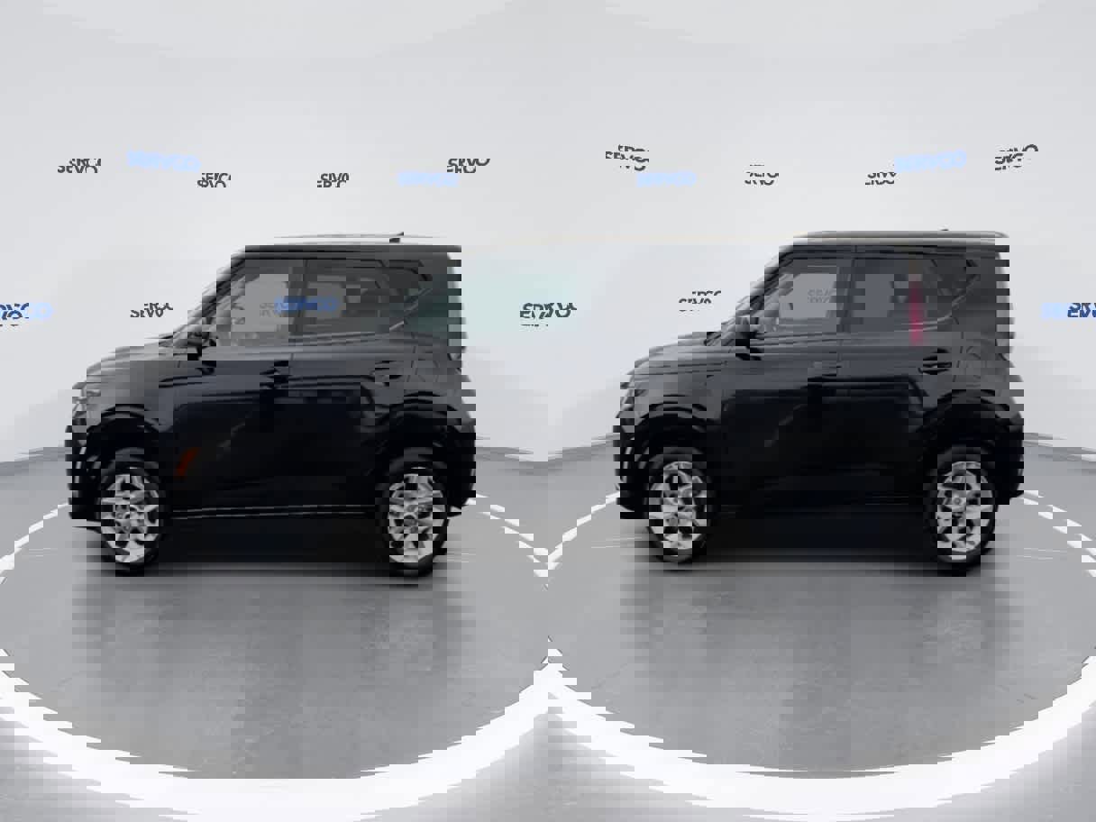 Used 2023 Kia Soul LX w/ LX Technology Package image 5