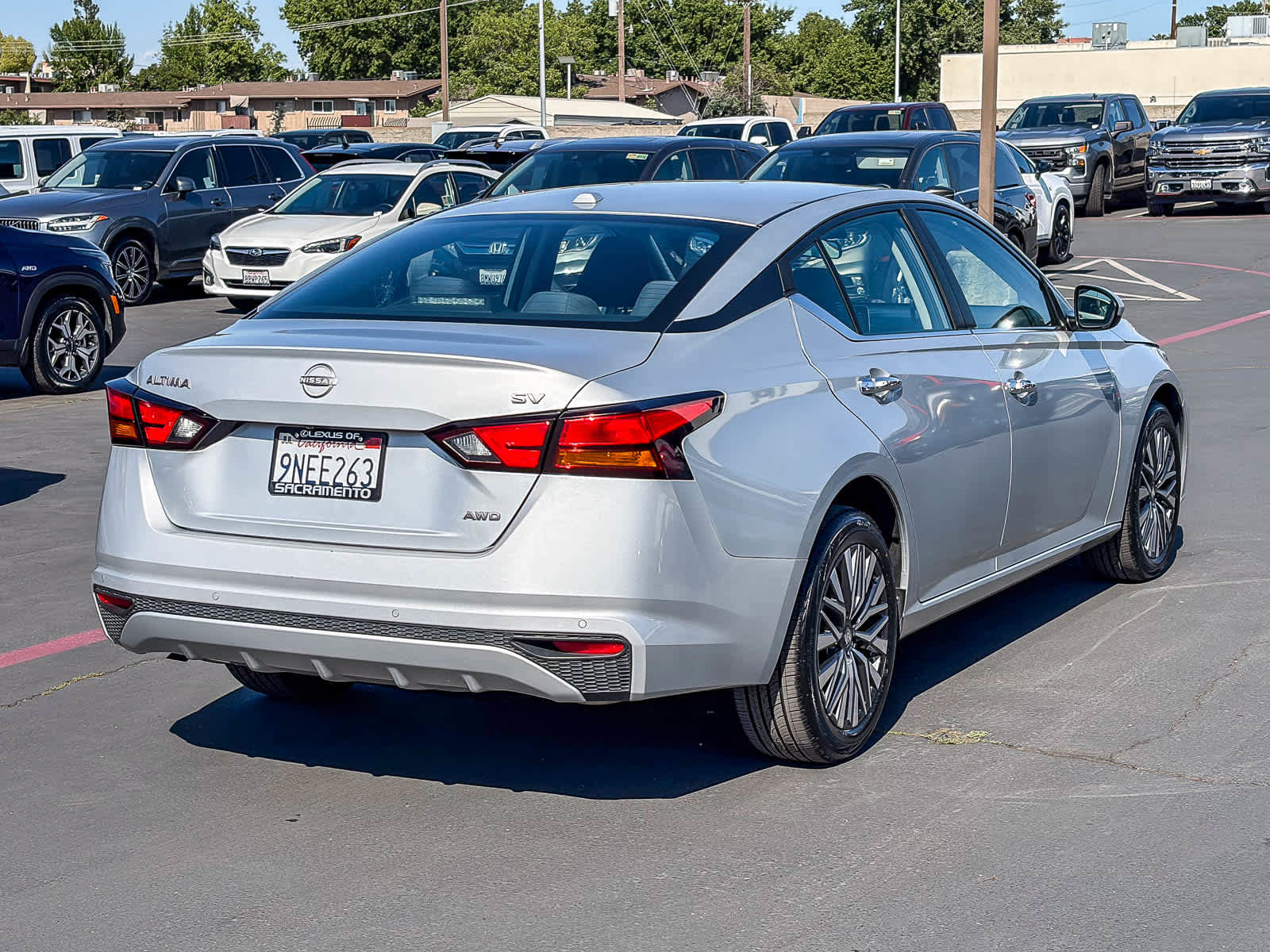 Used 2023 Nissan Altima 2.5 SV AWD/4WD image 4