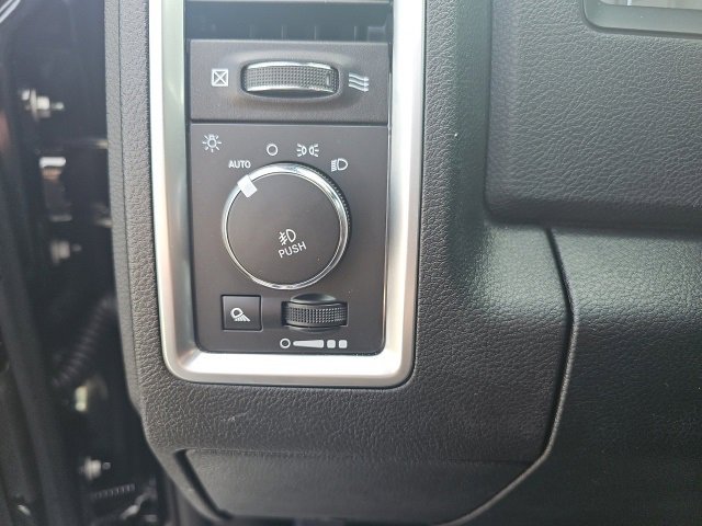 Used 2017 RAM 1500 Limited image 16