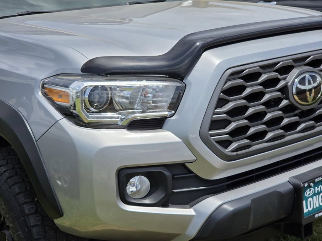 Used 2020 Toyota Tacoma TRD Off-Road AWD/4WD image 4