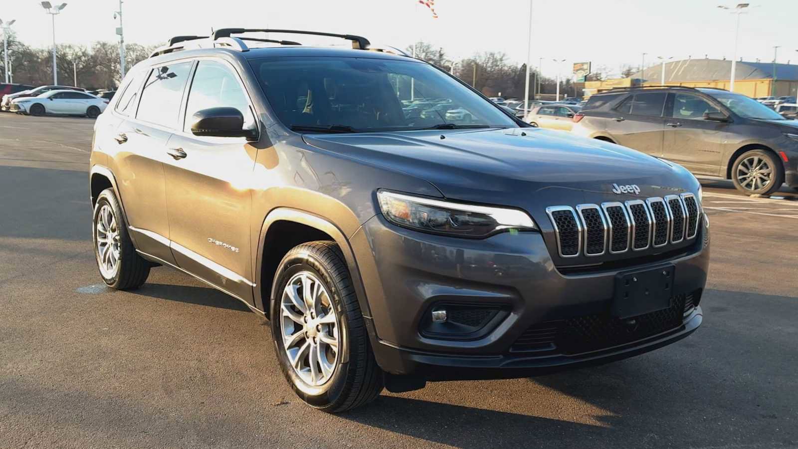 Used 2021 Jeep Cherokee Latitude Lux w/ Sun & Sound Group image 8