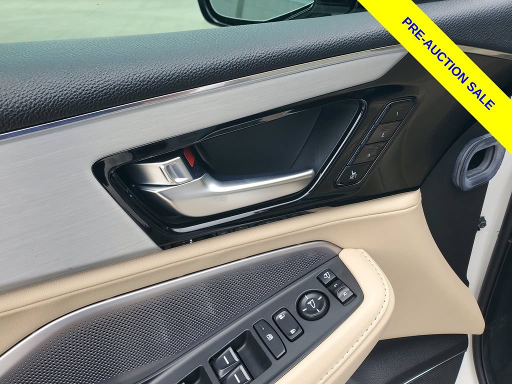 Certified 2025 Acura MDX w/ Technology Package FWD image 23