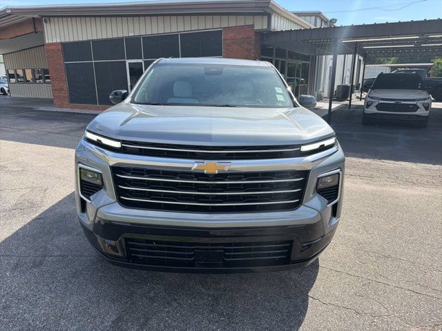 New 2026 Chevrolet Traverse High Country FWD image 3