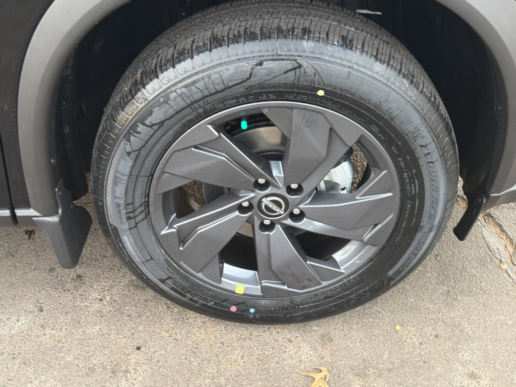 New 2026 Nissan Rogue SV image 9