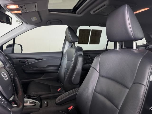 Used 2016 Honda Pilot Touring image 5