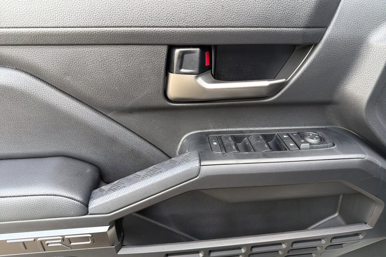 New 2026 Toyota Tacoma TRD Sport image 9