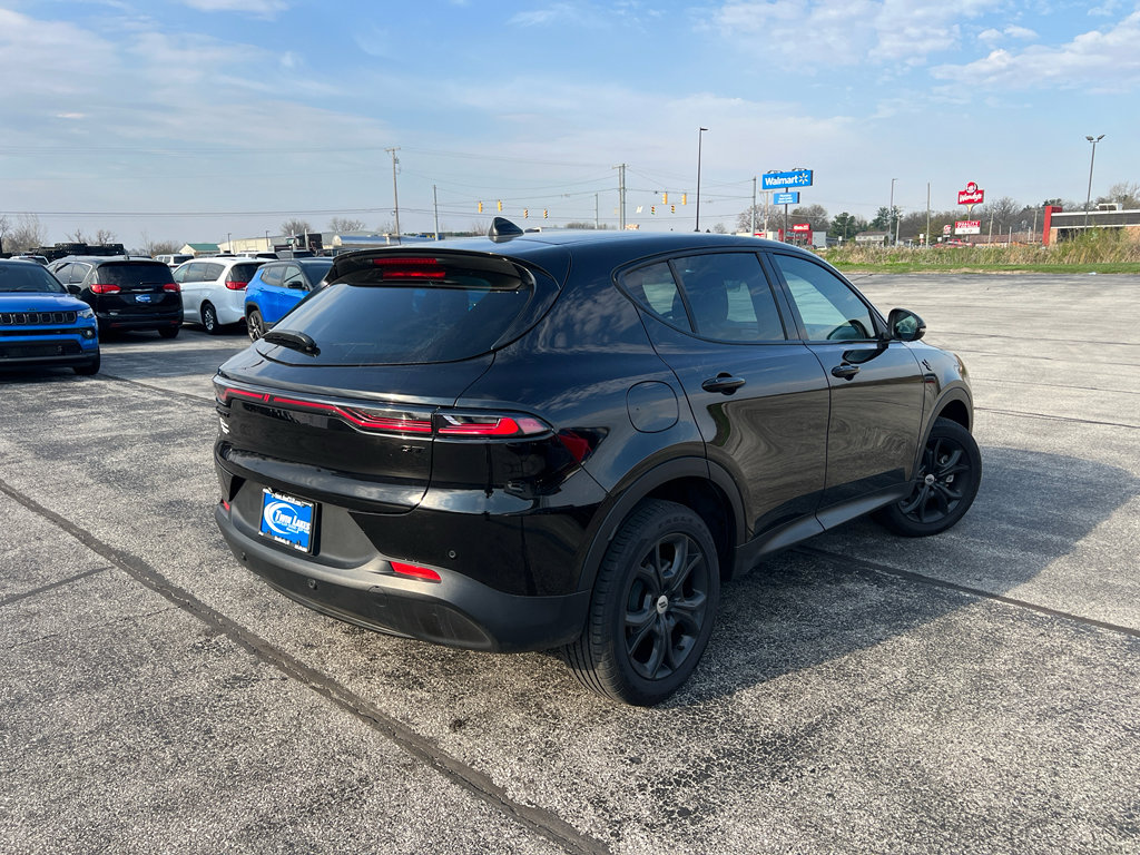 Used 2023 Dodge Hornet GT w/ GT Blacktop Package image 6