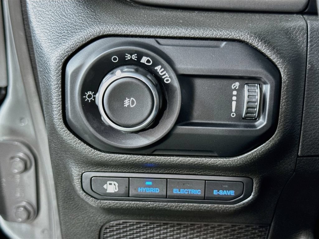 Used 2023 Jeep Wrangler Unlimited w/ 8.4" Radio Group AWD/4WD image 16
