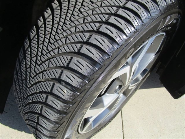 Used 2020 Kia Forte LXS image 25