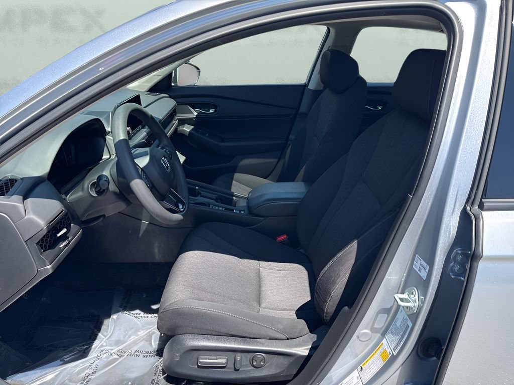 Used 2024 Honda Accord EX image 9