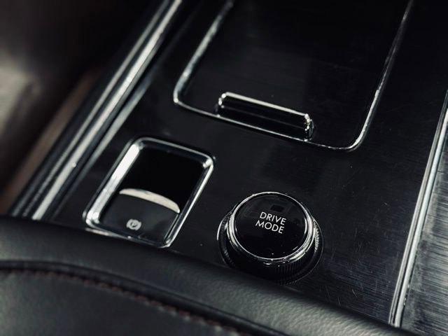 Certified 2024 Lincoln Aviator Reserve w/ Elements Package Plus image 38