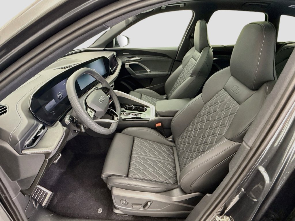 New 2026 Audi SQ5 Premium Plus AWD/4WD image 19