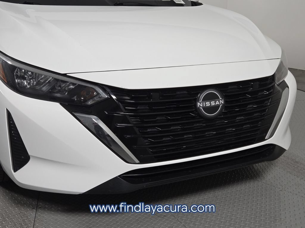 Used 2024 Nissan Sentra SV FWD image 10