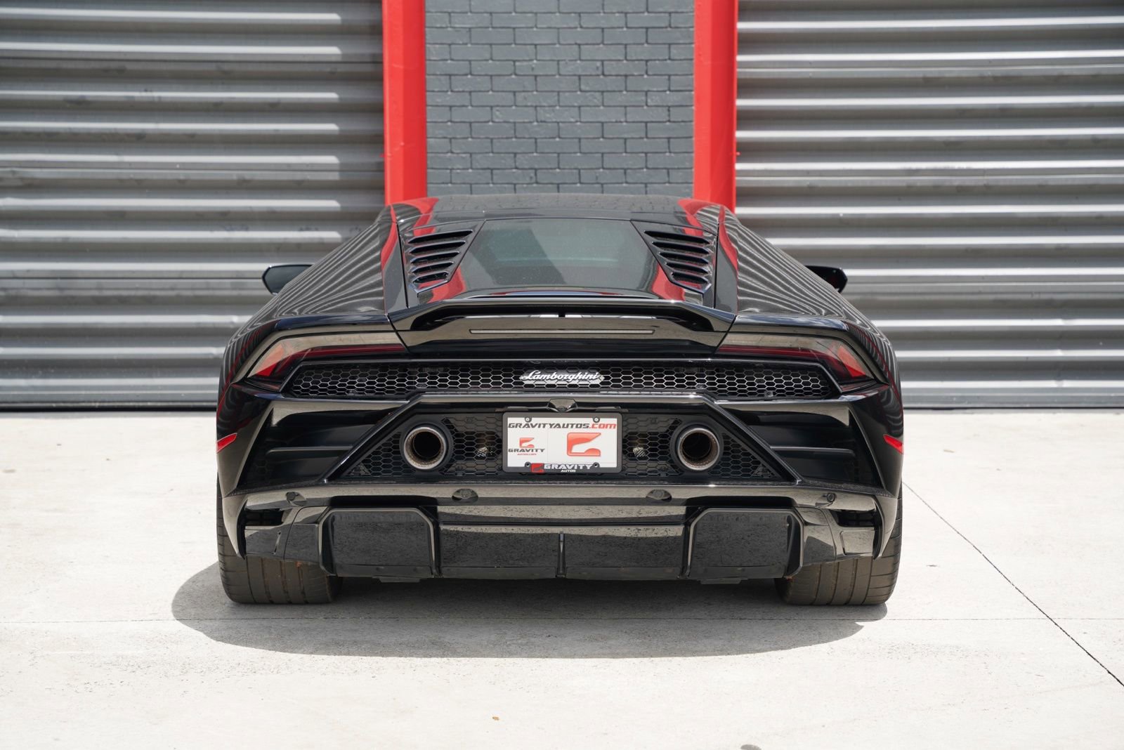 Used 2021 Lamborghini Huracan EVO image 9