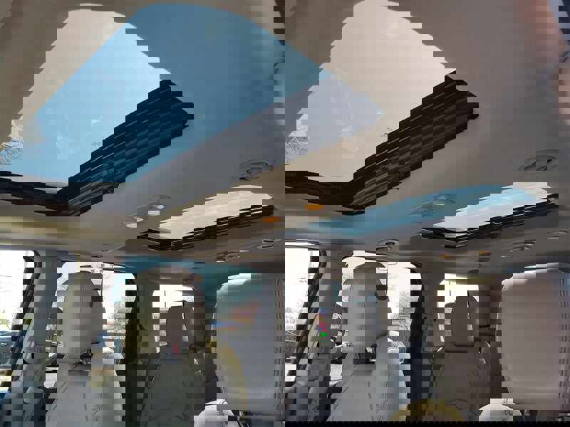 Used 2015 GMC Acadia SLT w/ Open Road Package image 20