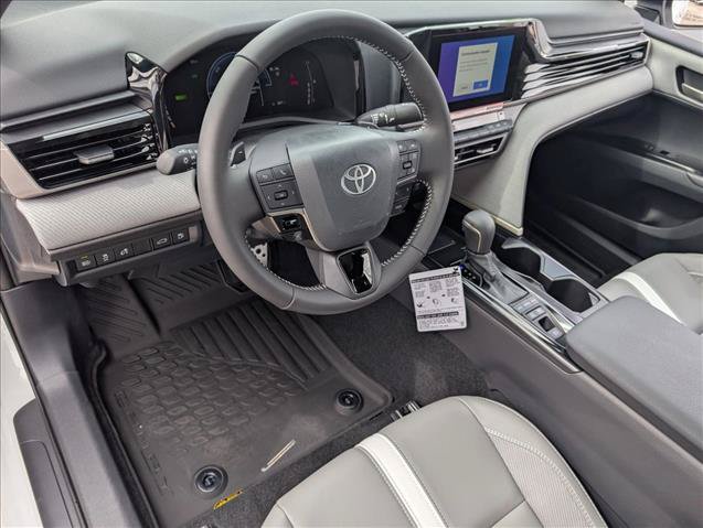New 2026 Toyota Camry SE w/ Convenience Package FWD image 3