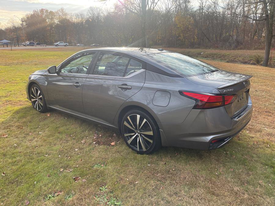 Used 2021 Nissan Altima 2.5 SR w/ SR Premium Package image 10