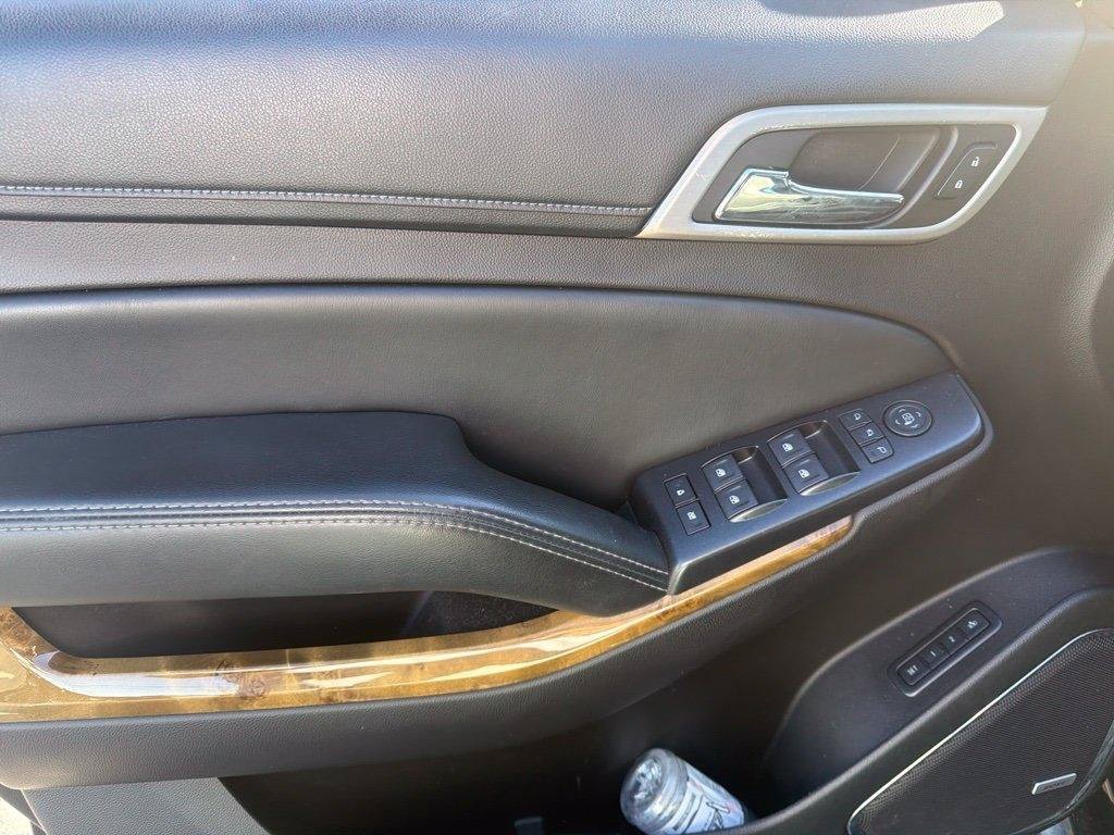 Used 2015 GMC Yukon Denali w/ Open Road Package AWD/4WD image 12