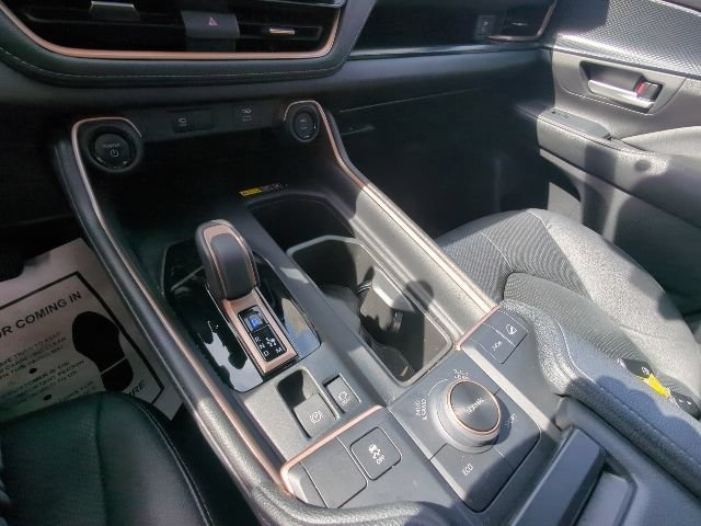 Used 2024 Toyota Grand Highlander AWD Hybrid image 18