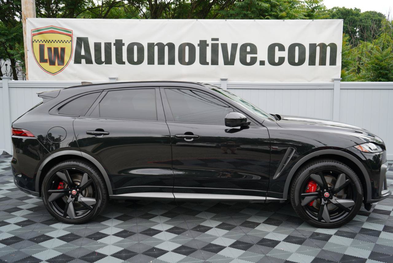 Used 2021 Jaguar F-PACE SVR AWD/4WD image 4