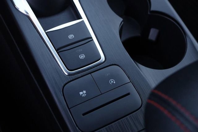 Certified 2024 Ford Escape ST-Line image 18