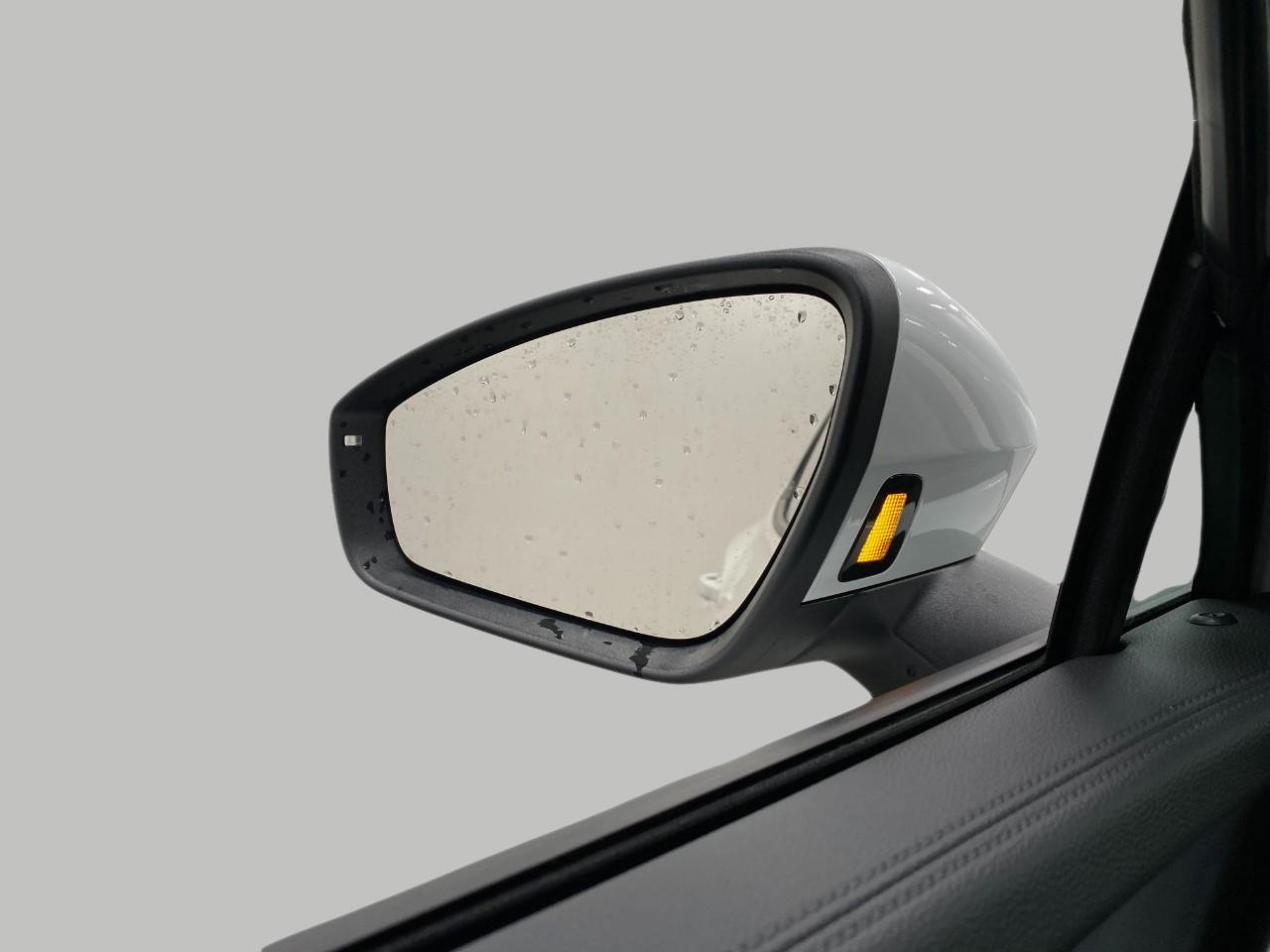 New 2026 Volkswagen Tiguan SE image 19