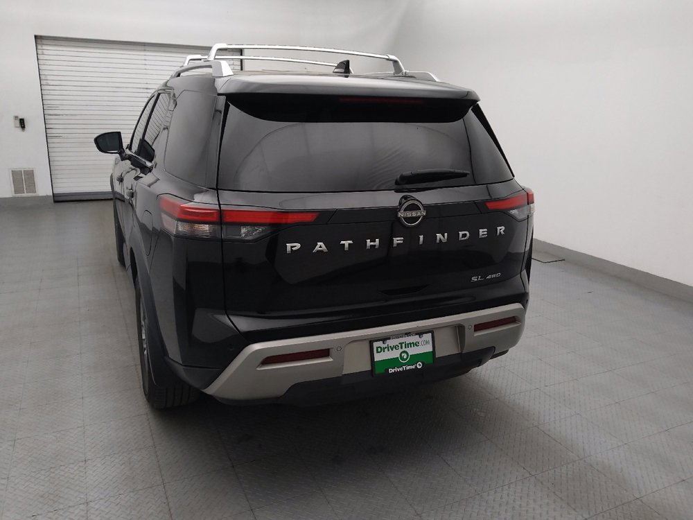 Used 2022 Nissan Pathfinder SL AWD/4WD image 6