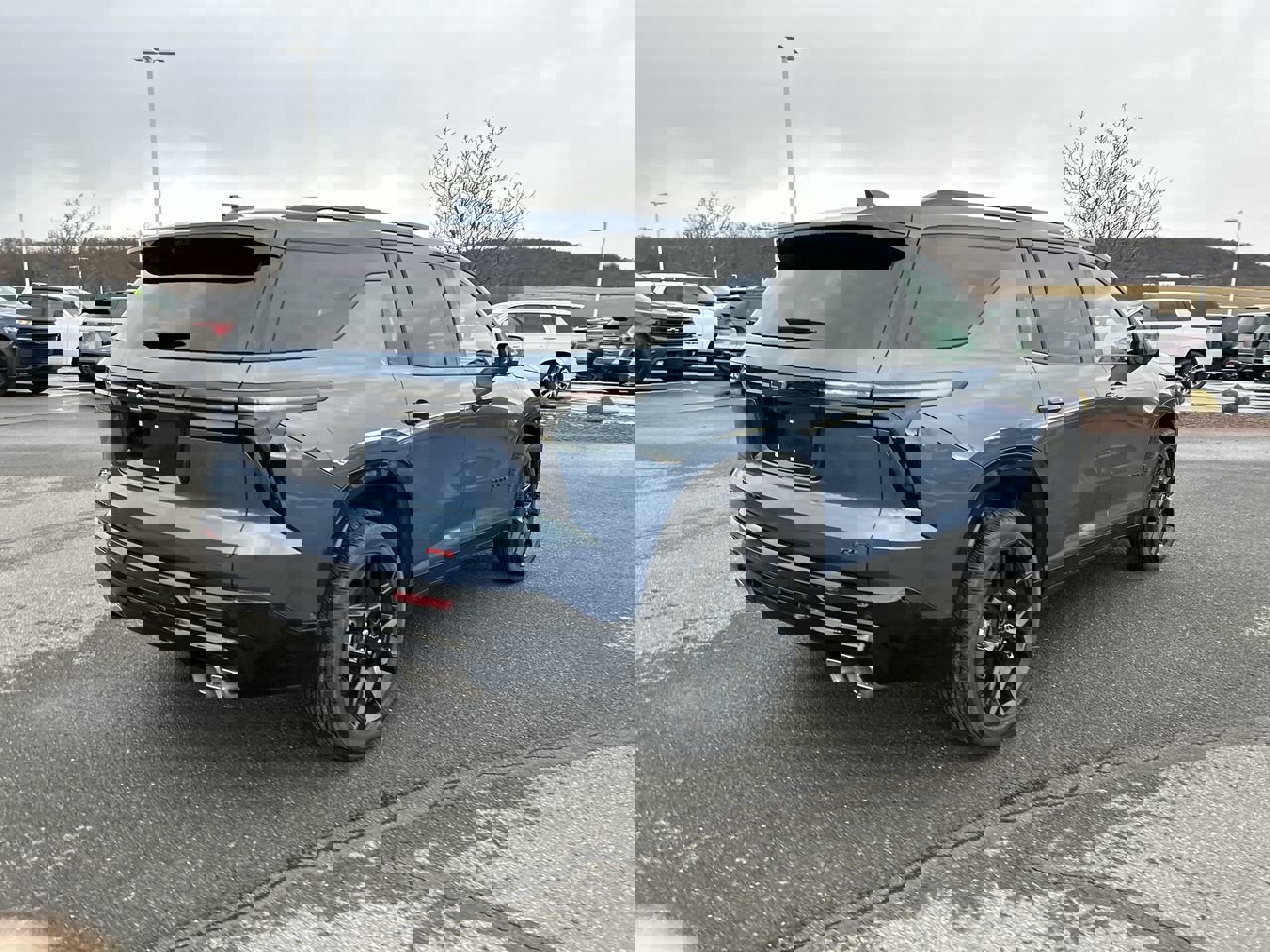 New 2026 Chevrolet Traverse RS w/ LPO, Floor Liner Package image 7