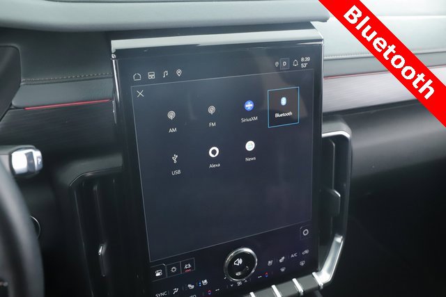 Used 2024 GMC Acadia AT4 image 4