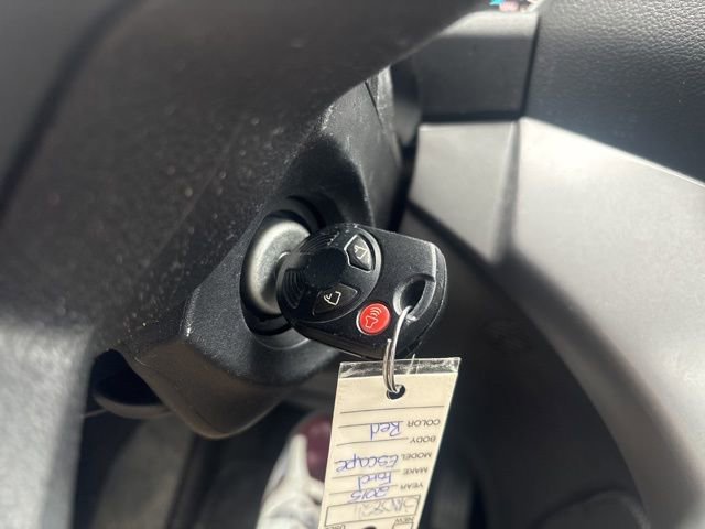 Used 2015 Ford Escape SE image 20
