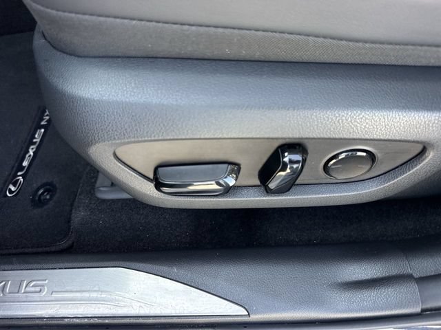 Used 2024 Lexus NX 250 FWD image 12