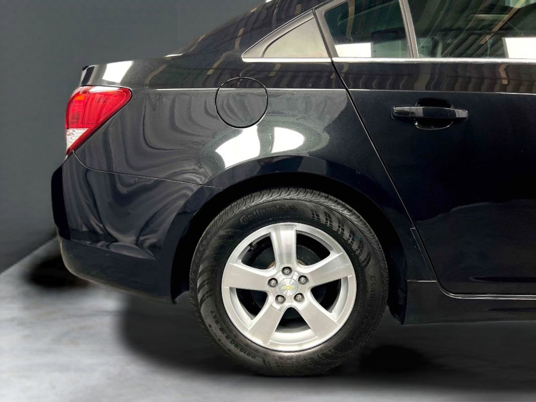 Used 2013 Chevrolet Cruze LT w/ All-Star Edition image 34