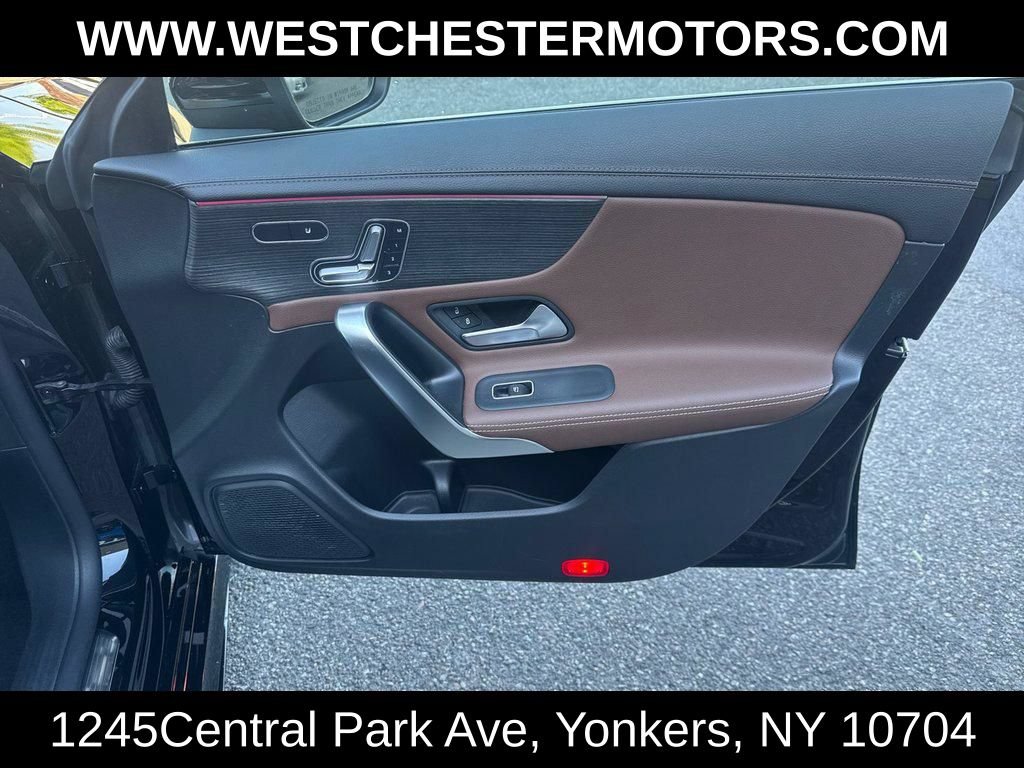 Used 2022 Mercedes-Benz CLA 250 4MATIC image 12