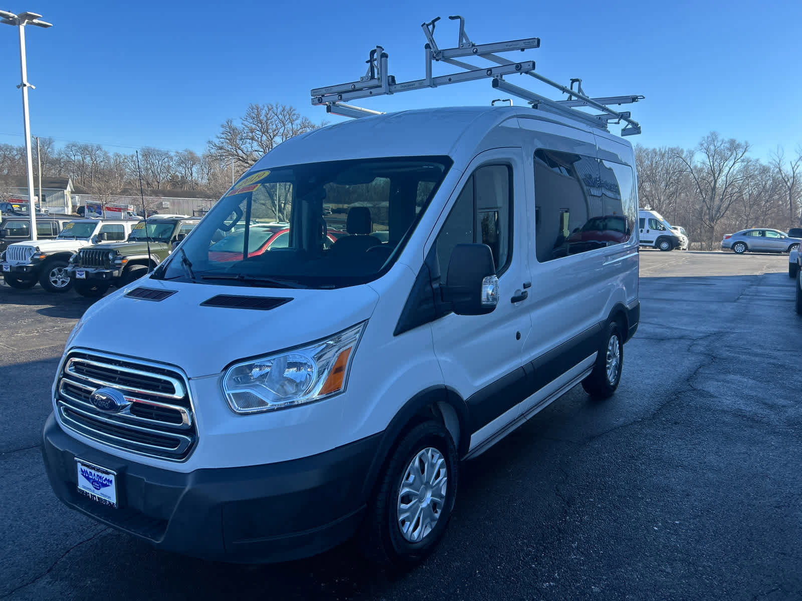 Used 2019 Ford Transit 150 XLT RWD image 7