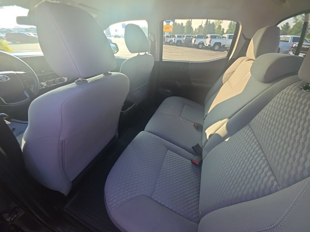 Used 2023 Toyota Tacoma SR AWD/4WD image 14