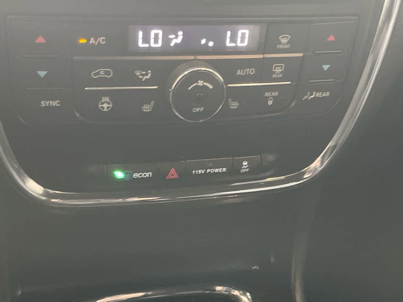 Used 2019 Dodge Grand Caravan GT FWD image 18