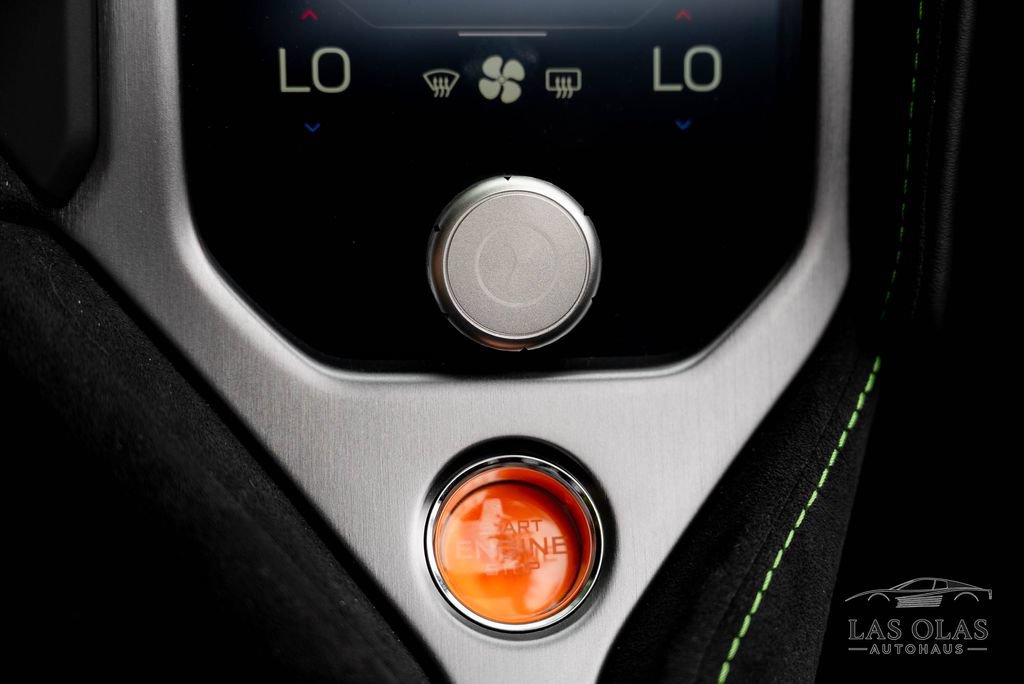 Used 2026 McLaren 750S Spider RWD image 69