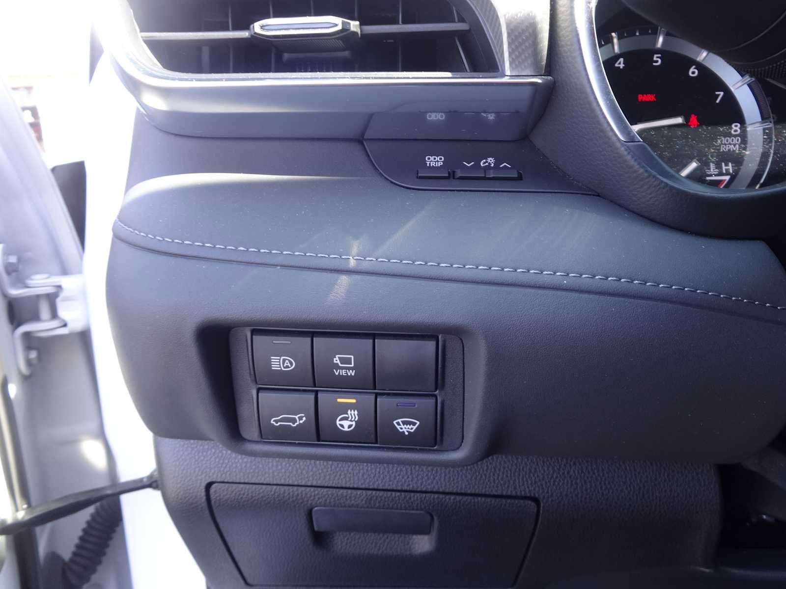 Used 2021 Toyota Highlander Platinum image 19