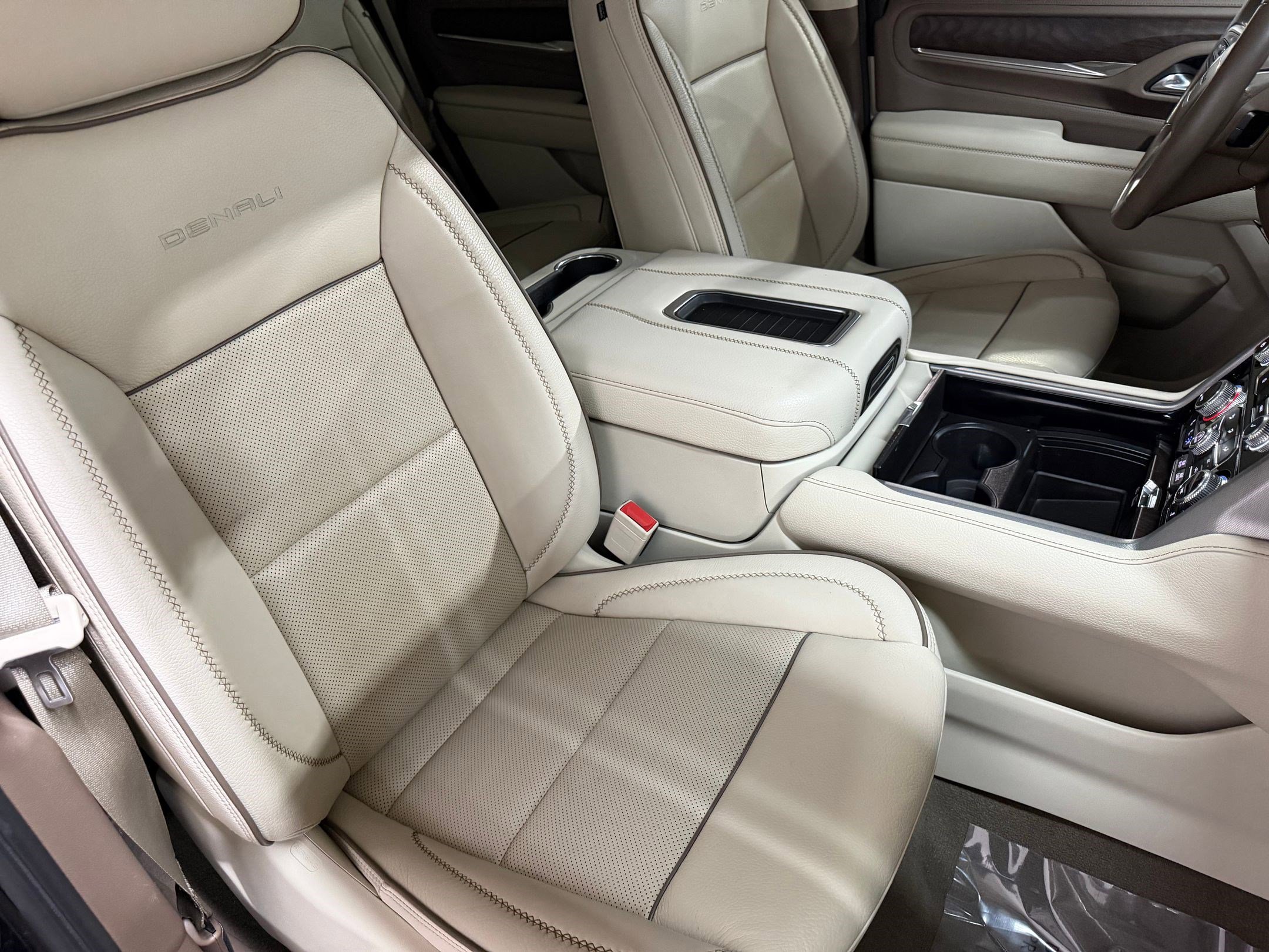 Used 2023 GMC Yukon Denali AWD/4WD image 50