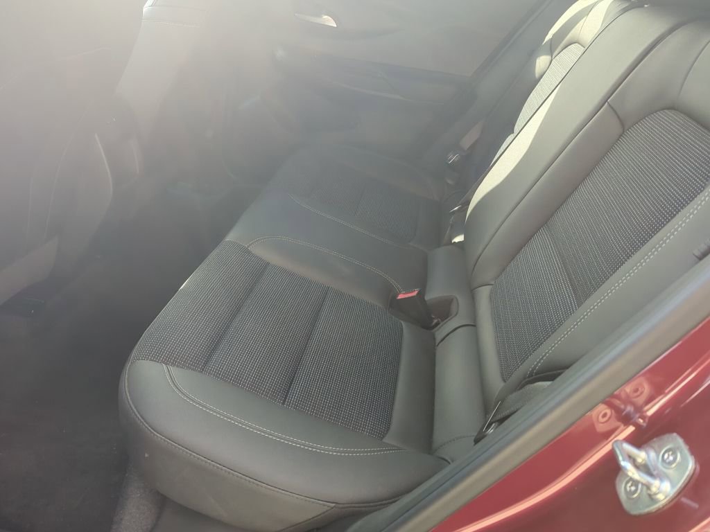 Used 2024 Buick Envista Preferred w/ Convenience I Package image 17