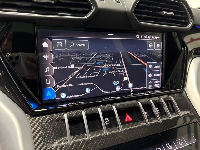 Used 2020 Lamborghini Urus image 36