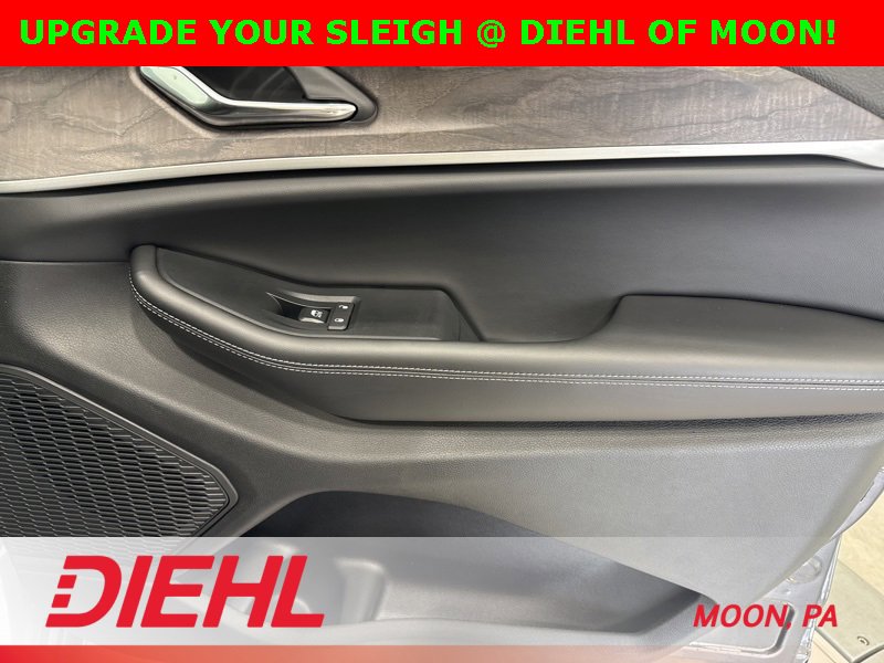 New 2025 Jeep Grand Cherokee Limited w/ Trailer Tow Package image 16