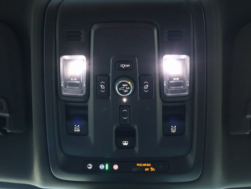 New 2025 Chevrolet Suburban High Country image 33