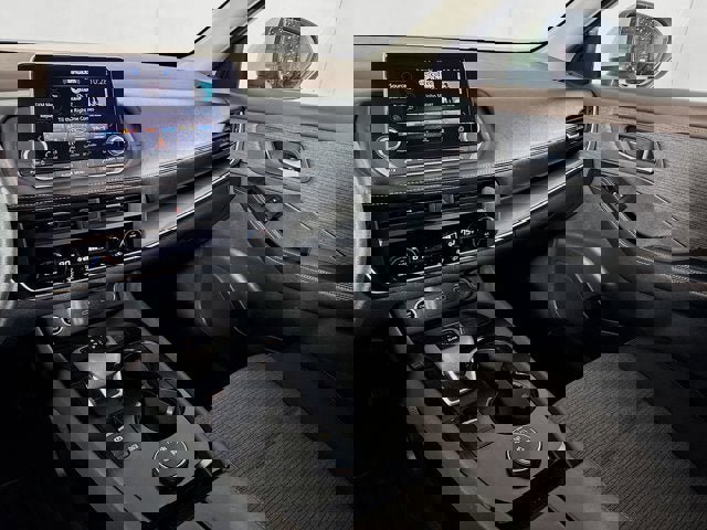 Certified 2023 Nissan Rogue SV image 18