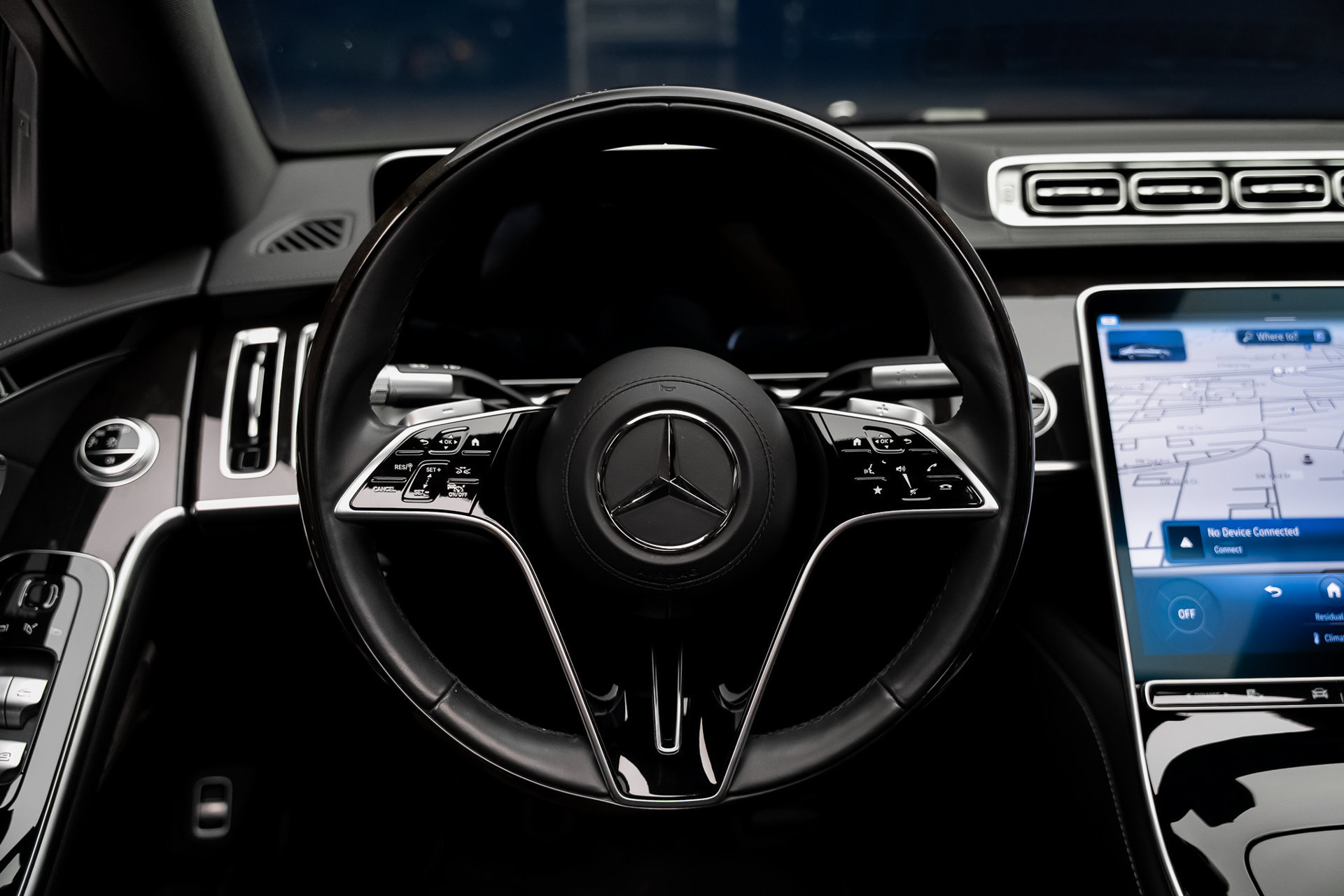 Used 2023 Mercedes-Benz S 580 4MATIC Sedan image 44